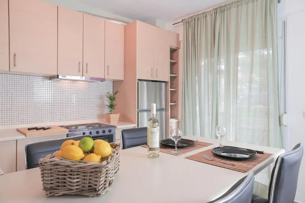 5 Min From Papageorgiou Free Indoor Parking Apartment Salonic Grecia