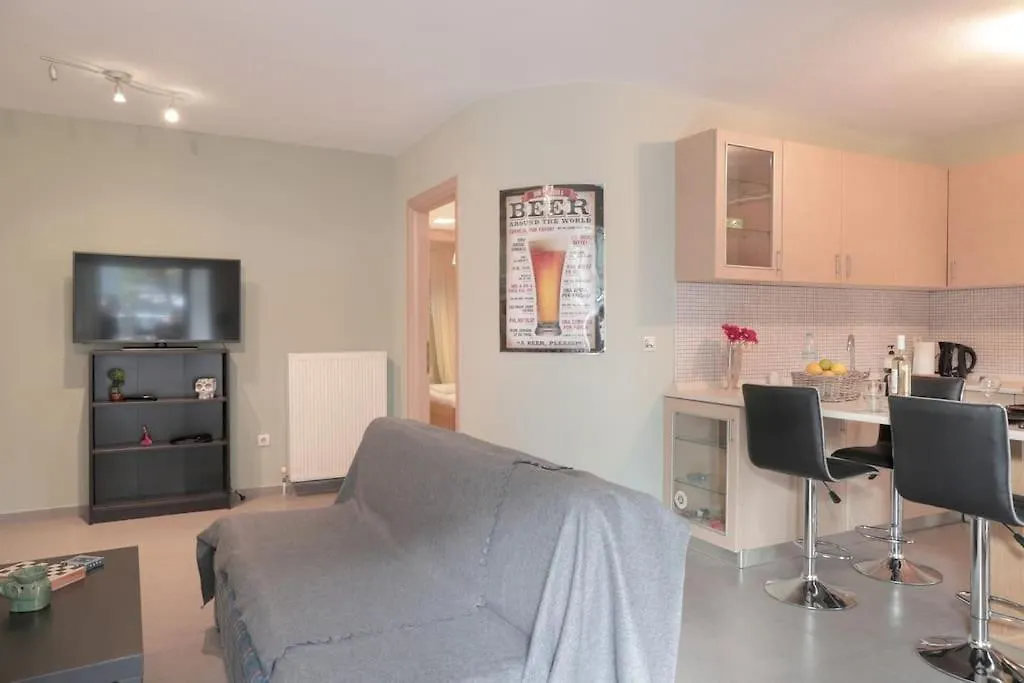 5 Min From Papageorgiou Free Indoor Parking Apartment Salonic